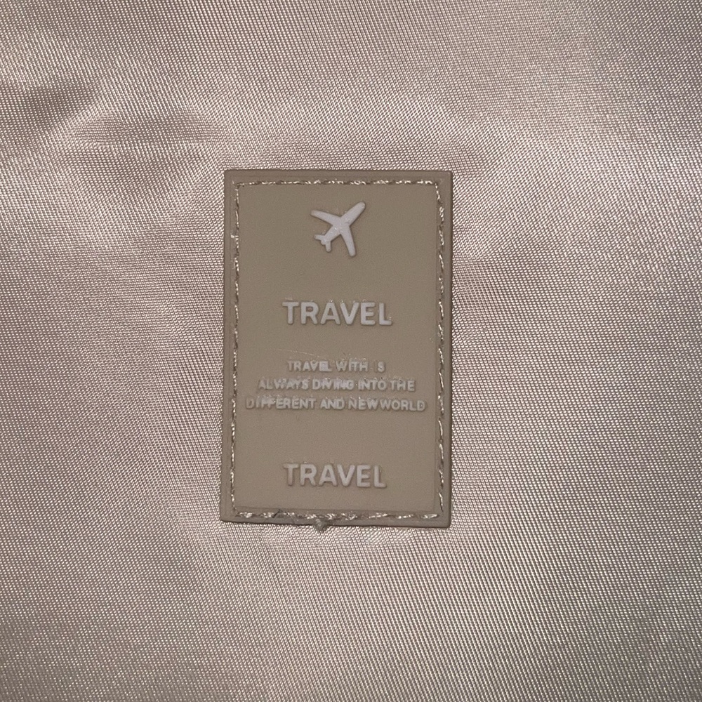 Travel case - Picture 4 of 4